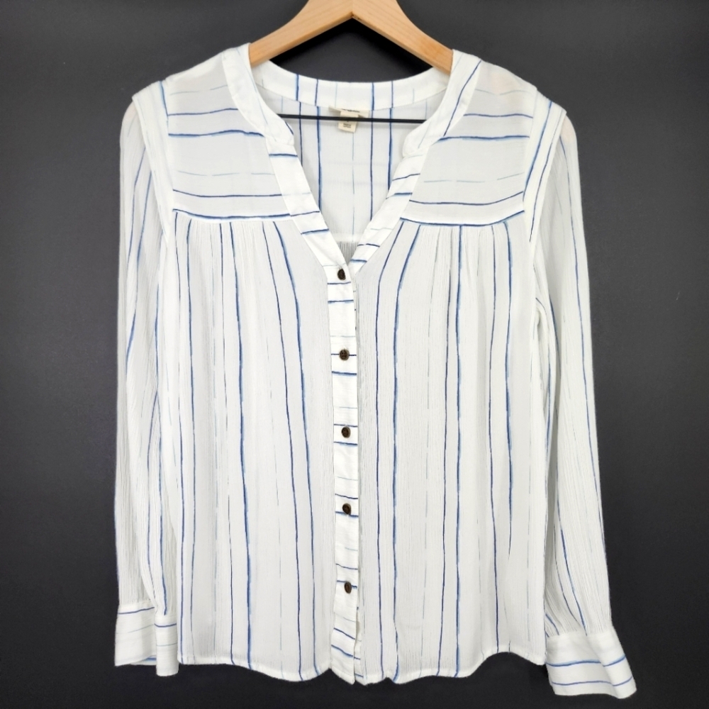 A.N.A. Womens Gauzy Button Front‎ Top size S White Blue Crinkle Contemporary